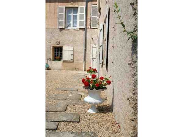 Ferienwohnung Gästezimmer - La Maison des Gardes, Cluny, Saône et Loire, Burgund, Frankreich, Bild 2