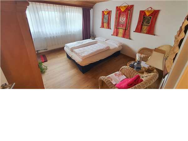 Ferienwohnung Avalokiteshvara Zimmer, Kaufbeuren, Allgäu (Bayern), Bayern, Deutschland, Bild 3